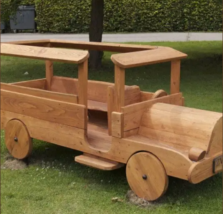 KÆMPE BUS