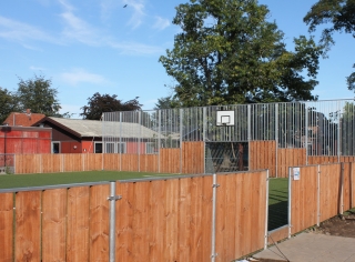 STØJSVAG MULTIBANE - 24 X 12 METER