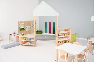 STORT MØBELSÆT M. SANSE