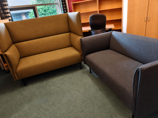 Elegant Akustik sofa 2,5 pers.